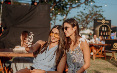 Selfie para guardar los recuerdos de una tarde especial en Brunch in the City – Royal Spring Edition.