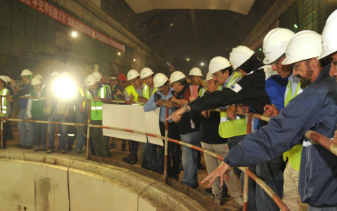 Desde la entrega de la hidroeléctrica ha presentado varios problemas de administración e infraestructura