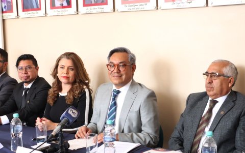 El Colegio de Abogados de Pichincha cuestionó varios aspectos de las leyes económicas urgentes y de Inteligencia.