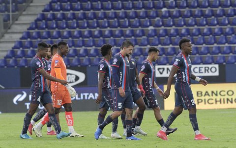 En El Nacional consideran que han sido perjudicados por las decisiones arbitrales.