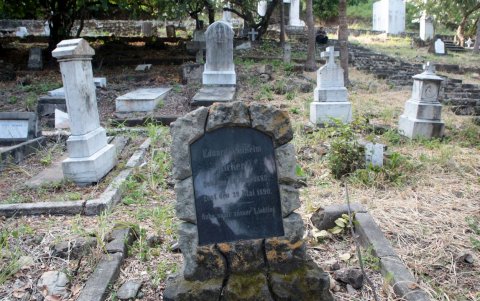 Un cementerio que guarda historia y lucha por la fe