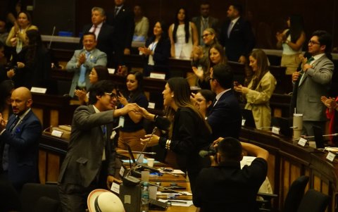 La asambleísta de ADN Valentina Centeno festejó la aprobación de la tercera ley urgente del Gobierno.