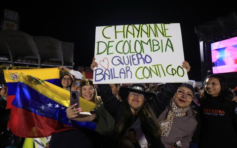 Los fans del artista llegaron desde todos los rincones del país, e incluso desde países vecinos como Colombia.