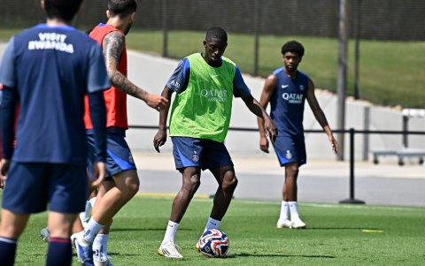 Ousmane Dembélé será el encargado de manejar el ataque los parisinos.