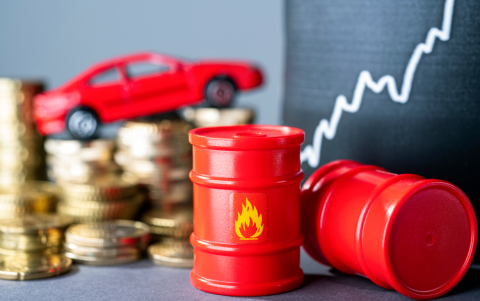 Podría subir el precio de los combustibles.