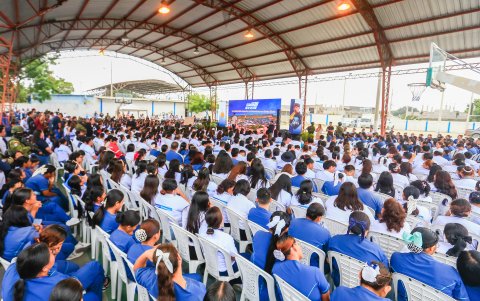 Daniel Noboa recibió este 14 de julio la distinción 'Matilde Hidalgo de Procel' al Mérito Educativo y Social.