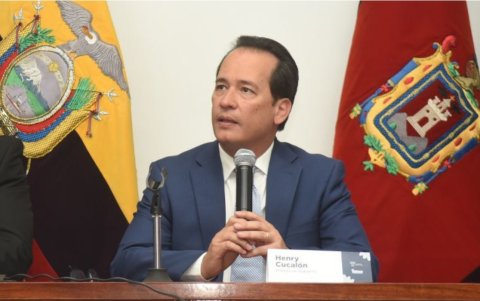 Henry Cucalón, Abogado y ex Ministro de Gobierno