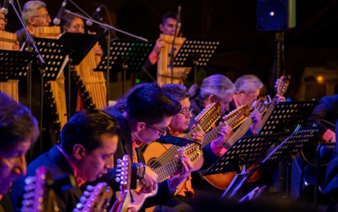 La Orquesta de Instrumentos Andinos se presentará junto a Inti Illimani.