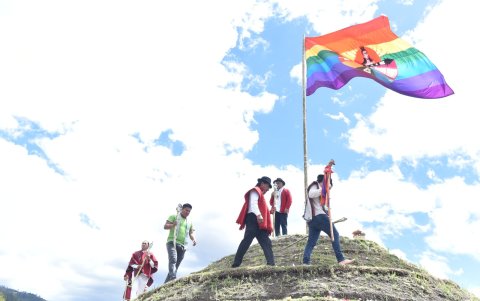 Antes del inicio de la asamblea, el Congreso de la Conaie empezó con un ritual en el que participaron los dirigentes de cada estructura regional.