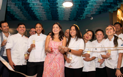 En una noche vibrante y llena de sabor, se inauguró oficialmente el restaurante Manqa en Cumbayá, en el Paseo Gourmet del Paseo San Francisco.