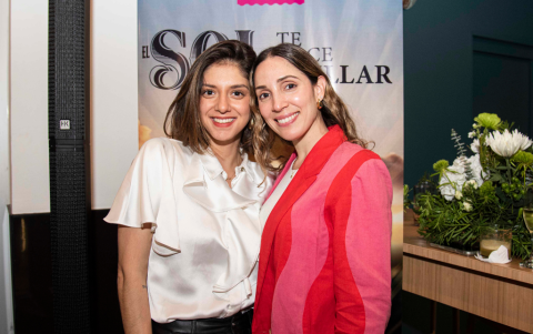 Emilia Salazar y Sonsoles García.