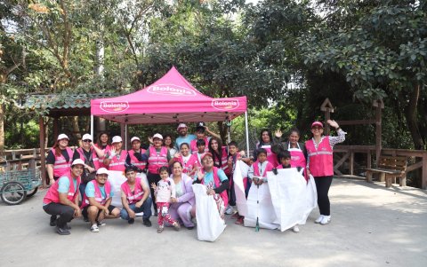 Participantes de la minga de manglares