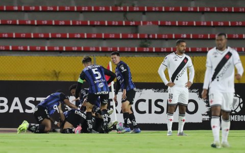 Independiente del Valle goleó 4-0 a Vasco da Gama en el partido de ida.