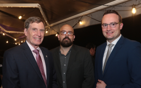 Peter Gilmore, Oswaldo Alarcón y Sigfried Rassi.