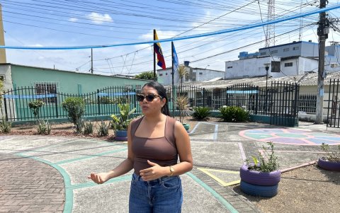 Carolina Pincay integra el comité barrial de la Martha de Roldós.