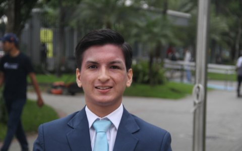 Desde su universidad, Ángel impulsa el liderazgo y la cultura emprendedora entre estudiantes