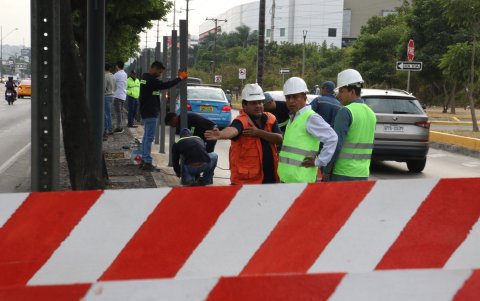 Las actividades de construcción de los pasos a desnivel en Los Ceibos fueron paralizadas el 10 de julio.