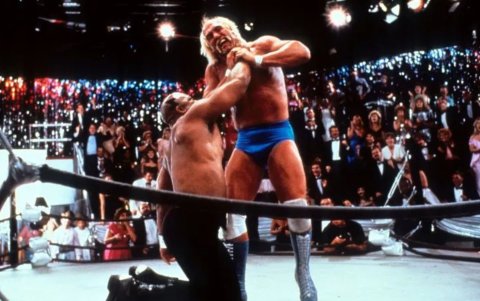 Hulk Hogan en una de sus peleas en la década de 1980.