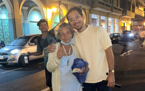 En Guayaquil, los jóvenes no se conforman con soñar un futuro mejor: lo están construyendo con acciones concretas y corazones dispuestos.