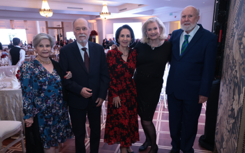 Martha Orrantia, Thomás Ortiz, Margarita de Hidalgo, Vicky de Seminario y Roberto Seminario.