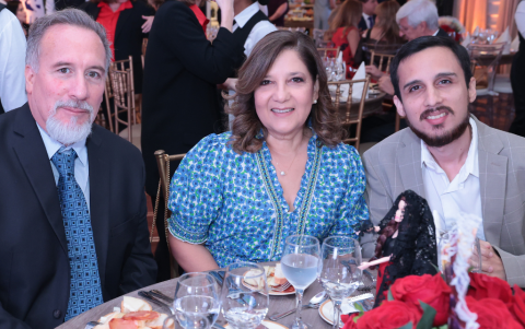 Andrés Mendoza, Gasi Mendoza y Jaime Mendoza.