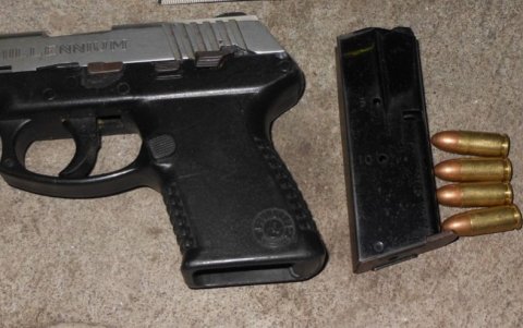 Armas de fuego fueron encontradas durante los allanamientos que se ejecutaron.