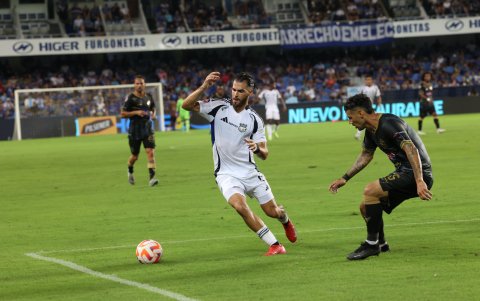 Emelec busca alejarse del fondo de la tabla de posiciones de la LigaPro 2025.