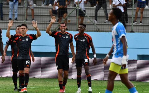 Emelec se alejó del fondo de la tabla de posiciones de la LigaPro 2025.