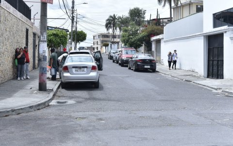 Entre las calles Guipúzcoa y Sevilla, en el sector de La Floresta se registró un asalto a mano armada, una menor de 13 años resultó herida producto del impacto de bala.