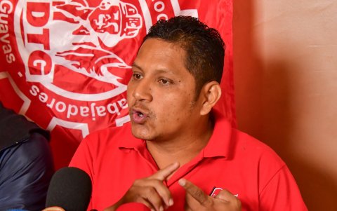 Eduardo Ortega, presidente de Fenatramsp, denuncia que los despidos responden a exigencias del FMI