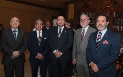 Luis Chonillo, Byron San Miguel, Giancarlo Loffredo, Alberto Dahik y Carlos Ortega.