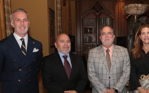 George McCabe, Carlos Cueva, Ricardo Ortega y Margarita Ycaza de Ortega.