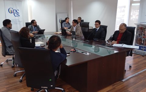 Los veedores sostiene que el equipo técnico, conformado por delegados de los consejeros, no informan los avances del concurso.