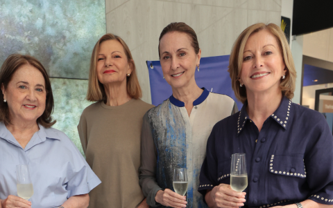 María Leonor de Boloña, Virginia Schneidewind, María Delia Gilbert y Patricia Isaías de Estrada.