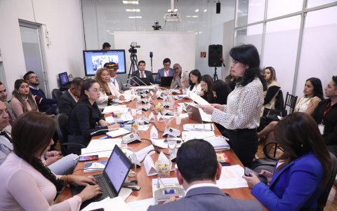 El 22 de julio de 2025, Solanda Goyes presentó sus descargos en la Comisión de Fiscalización de la Asamblea.