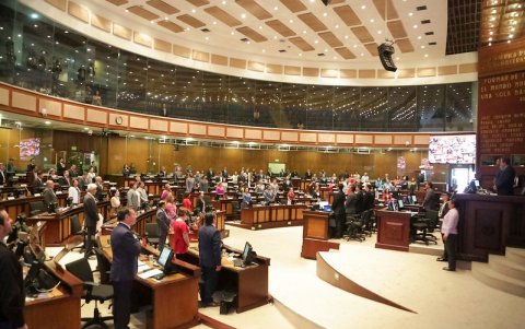 Partidos políticos pierden estabilidad en militancia y confianza de la ciudadanía