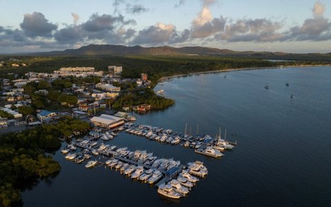 Esta vista de dron muestra el vecindario de playa Boquerón en Cabo Rojo, Puerto Rico, el 15 de julio de 2025.