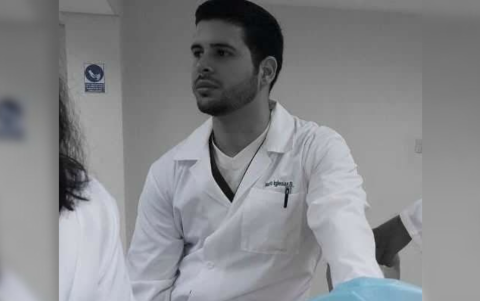 Mario Iglesias era médico cirujano y formaba parte del cuerpo médico del hospital Miguel Hilario Alcívar