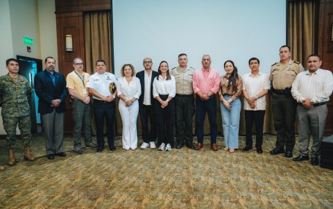 La prefectura y varias autoridades participaron del lanzamiento.