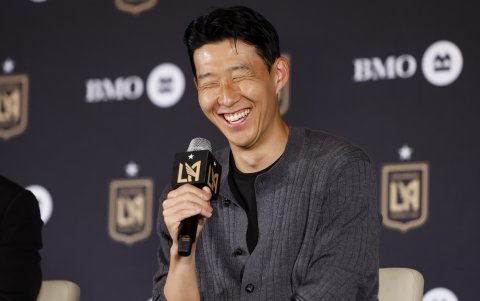 LAFC dio la bienvenida a su nuevo jugador, el surcoreano Son Heung-min, durante una conferencia de prensa el 6 de agosto de 2025.
