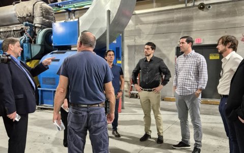 Roberto Luque, entonces ministro de Enegía, viajó en mayo de 2024 a Florida y visitó la empresa Progen.