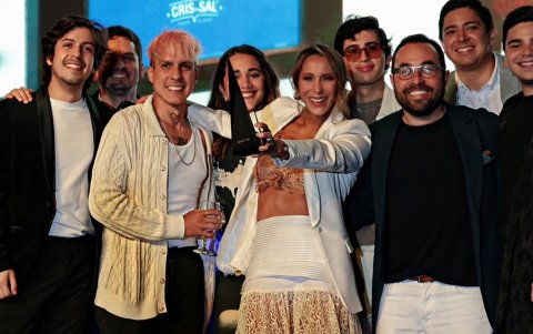 Para Sandra la marca que conecta con la gente, gana, y eso los hizo alzar premios.