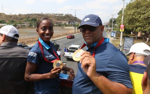 Caravana en homenaje a Kiara Rodriguez, medallista olimpica Fecha:11-09-2024 Fotografo:Alex Lima Periodista:Valiente AG-Periodistas AG Granasa