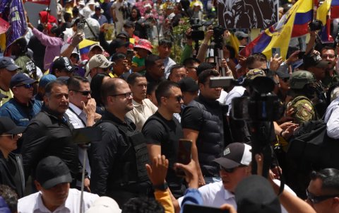 Daniel Noboa se dirigió a los simpatizantes desde la Corte.