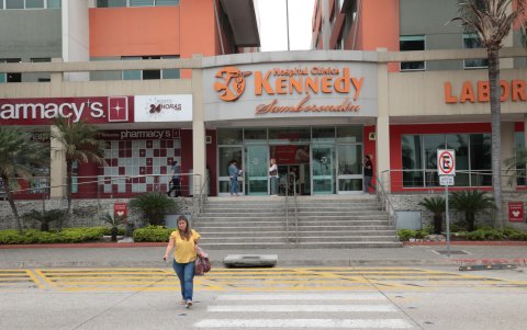 Clínica Kennedy, del complejo del grupo hospitalario, en Samborondón. Estas instalaciones son parte de Teoton Servicios de Salud S. A. S.
