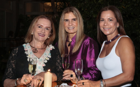 Mariuxi Mancheno, Denise Andretta y Evelyn Carchi.