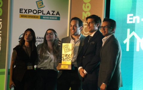 Minutocorp, la promotora inmobiliaria, ganó como el mejor stand de la feria.