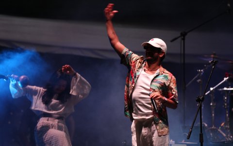 Machaka y Laura Rey.