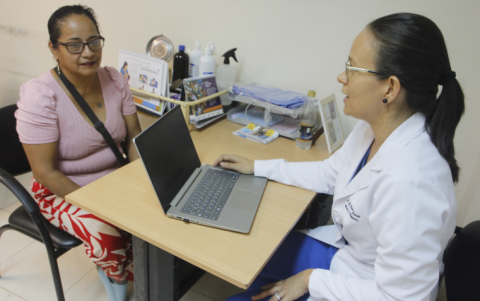 Ministerio de Salud Pública. El pequeño centro de Salud tampoco abastece para los puneños. Atienden solo hasta las 16:30