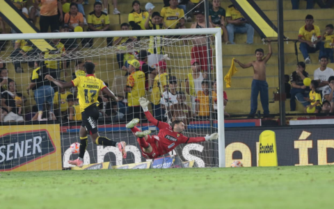 Encuentro entre Barcelona y Macará desató muchos problemas.